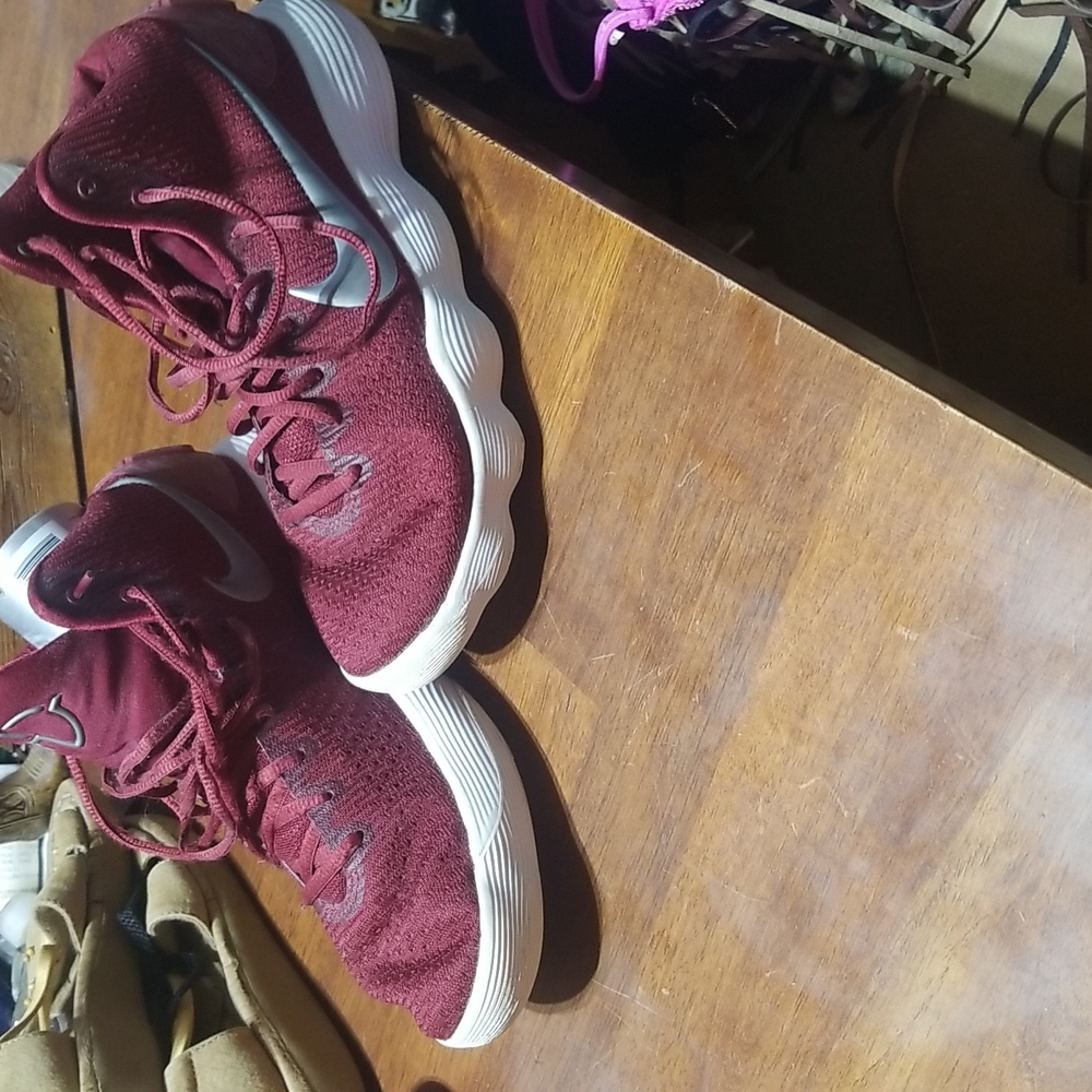 Nike shoes size 10 hyperdunks